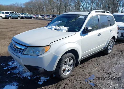 2011 Subaru Forester 2.5X z USA, uszkodzony, nr VIN JF2SHABC0BH707118